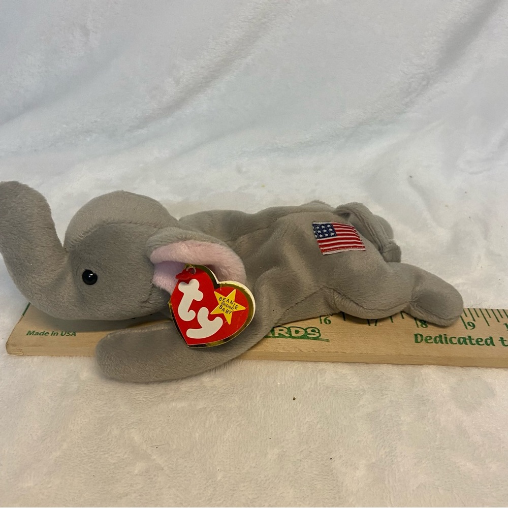 TY Beanie Baby  RIGHTY the Elephant Original 1995 Tush Tag 1996 Hang Tag ERROR